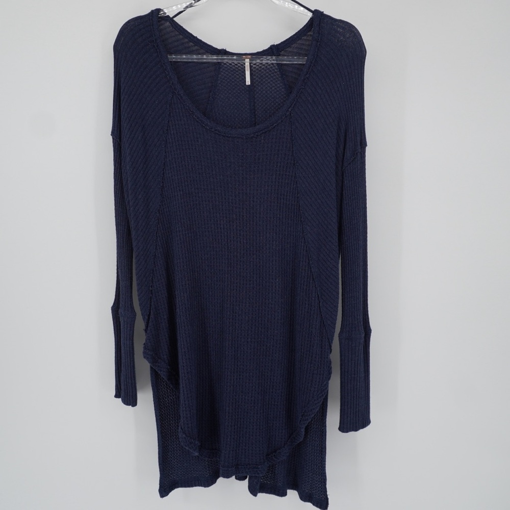 Free People Ventura Thermal‎ Top Navy Medium long sleeve bohemian Lagenlook - Picture 2 of 12